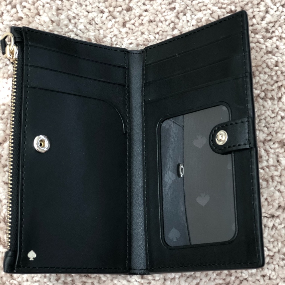 Kate Spade wallet - Picture 2 of 5